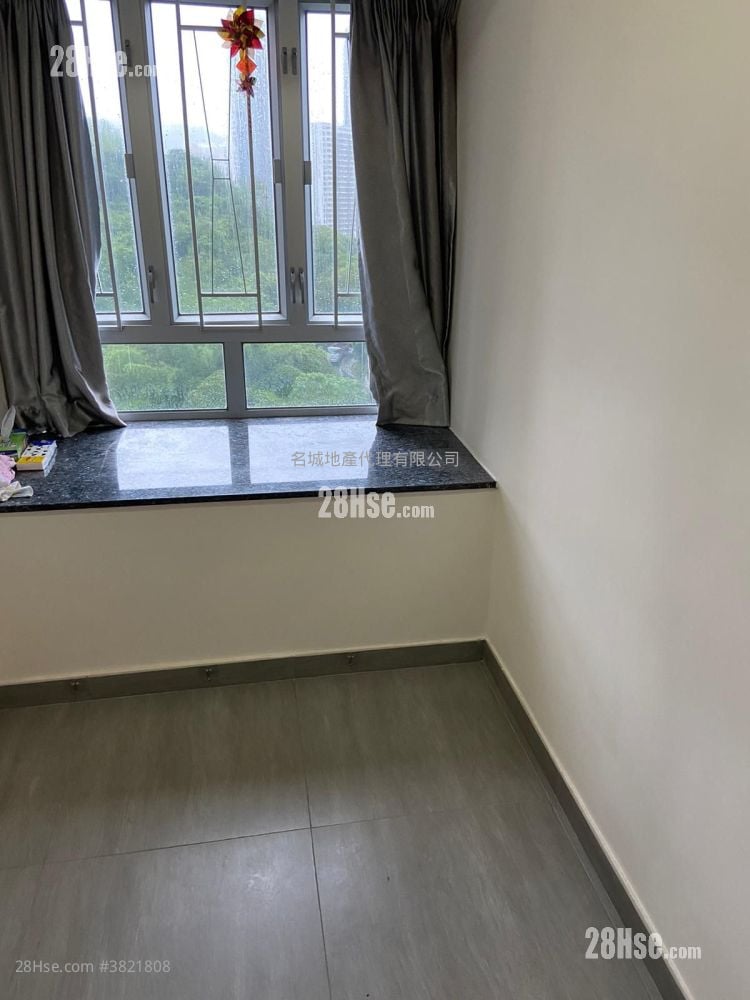 金獅花園 售盤 1 房 , 1 浴室 266 平方呎