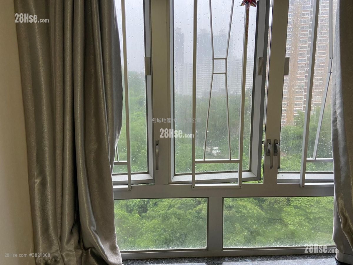 金獅花園 售盤 1 房 , 1 浴室 266 平方呎