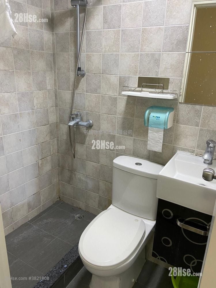 金獅花園 售盤 1 房 , 1 浴室 266 平方呎