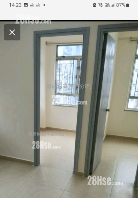 興隆大廈 售盤 2 房 , 1 浴室 268 平方呎