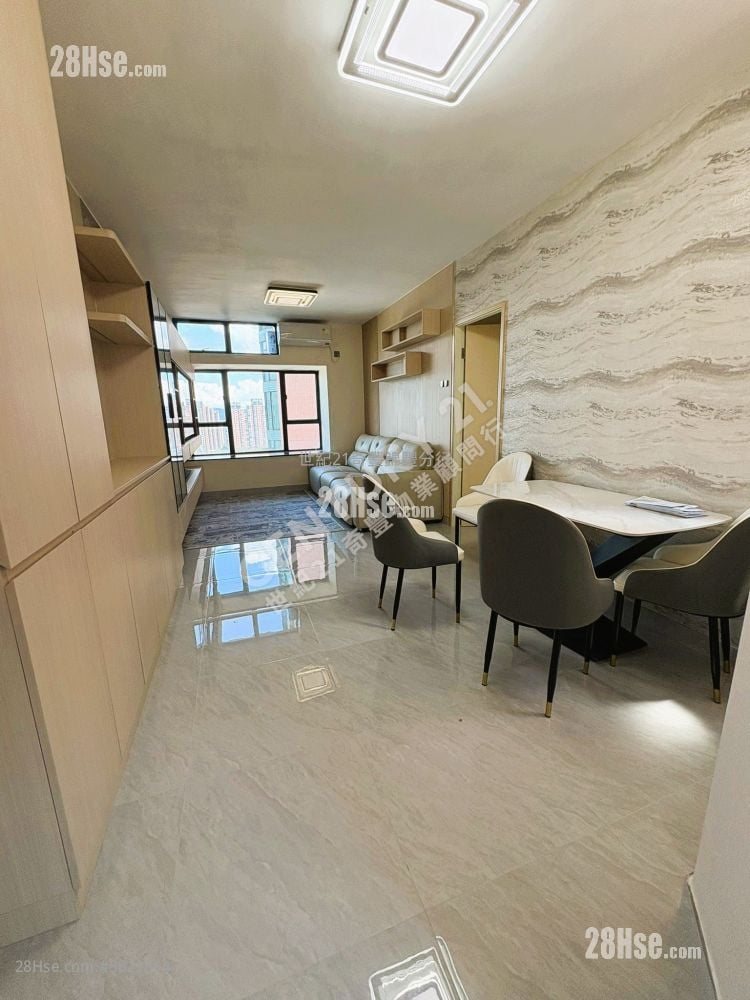 Villa Athena Sell 3 Bedrooms , 2 Bathrooms 727 ft²