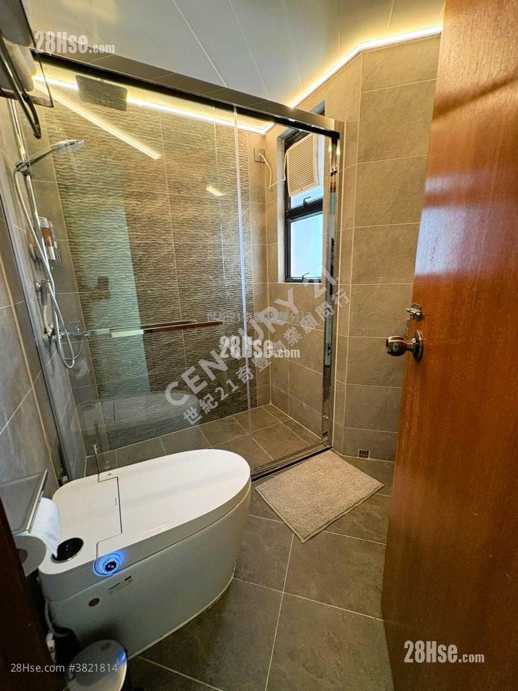 Villa Athena Sell 3 Bedrooms , 2 Bathrooms 727 ft²