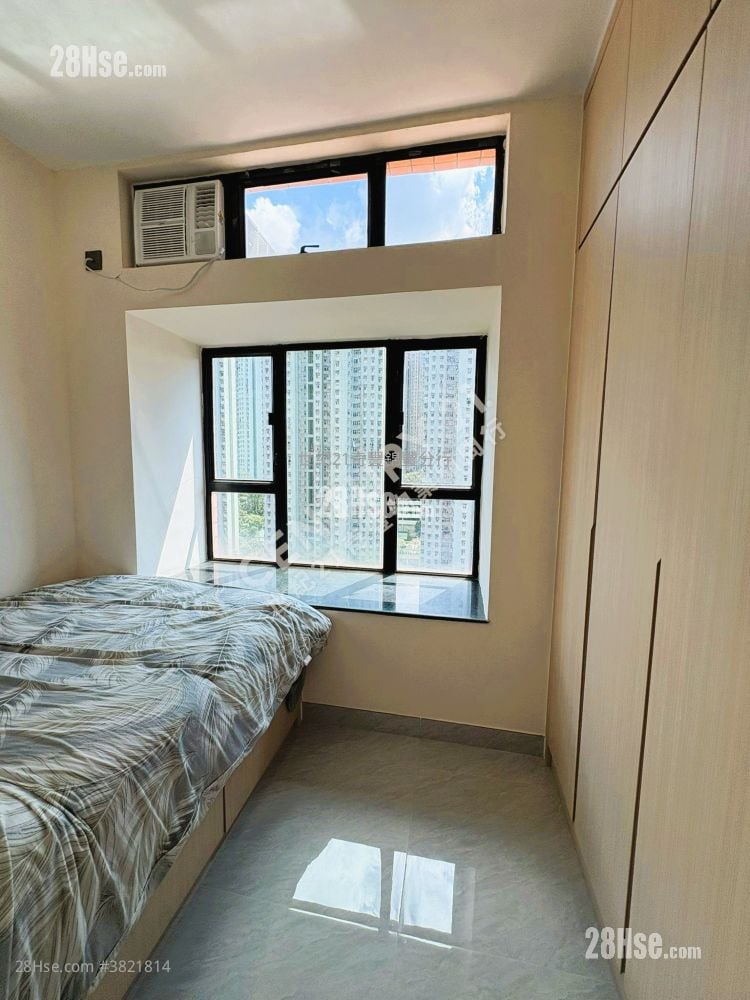 Villa Athena Sell 3 Bedrooms , 2 Bathrooms 727 ft²