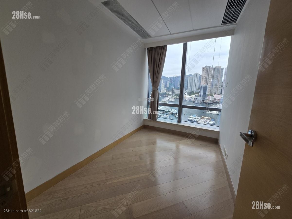 Larvotto Sell 3 Bedrooms 1,174 ft²