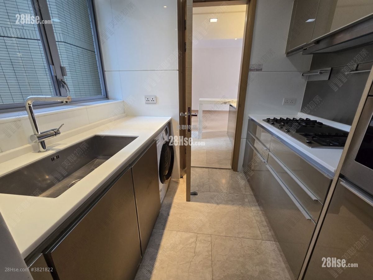 Larvotto Sell 3 Bedrooms 1,174 ft²