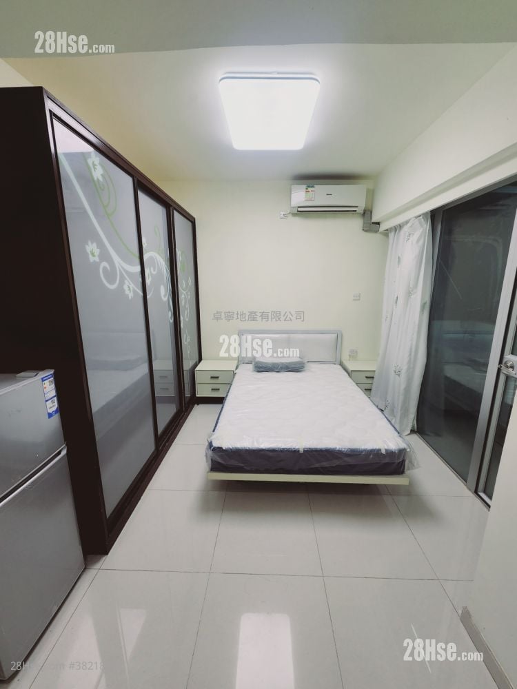 單幢樓房 租盤 240 平方呎