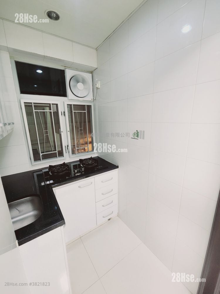 單幢樓房 租盤 240 平方呎