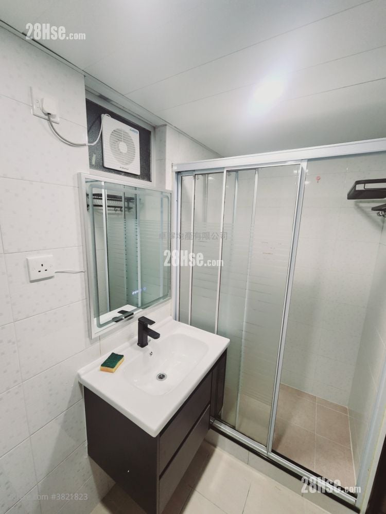 單幢樓房 租盤 240 平方呎