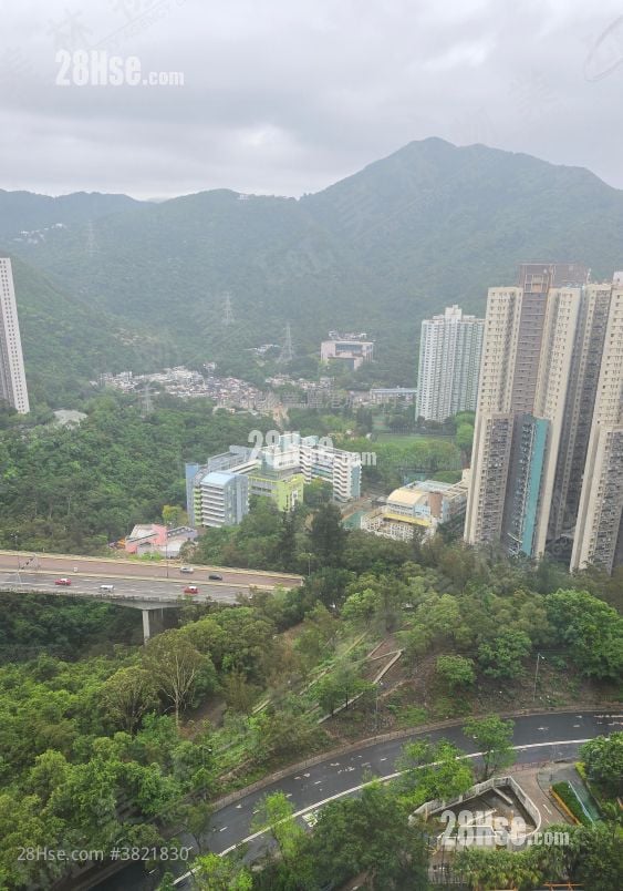 Hong Sing Garden Sell 3 Bedrooms , 1 Bathroom 592 ft²