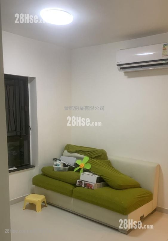 峻峰花園 租盤 3 房 , 1 浴室 450 平方呎