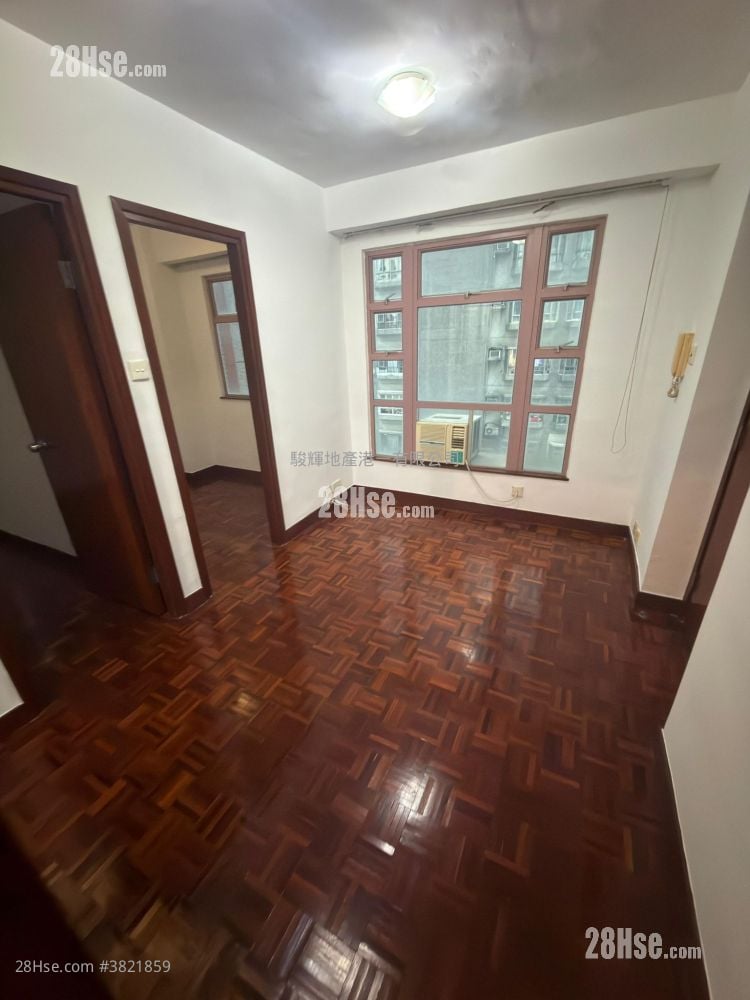 Orchid Court Rental 2 Bedrooms , 1 Bathroom 300 ft²