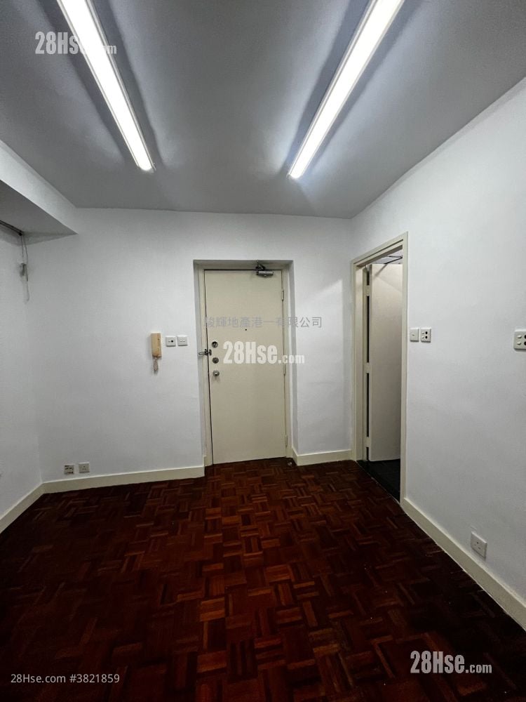 Orchid Court Rental 2 Bedrooms , 1 Bathroom 300 ft²