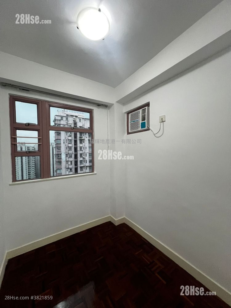 Orchid Court Rental 2 Bedrooms , 1 Bathroom 300 ft²