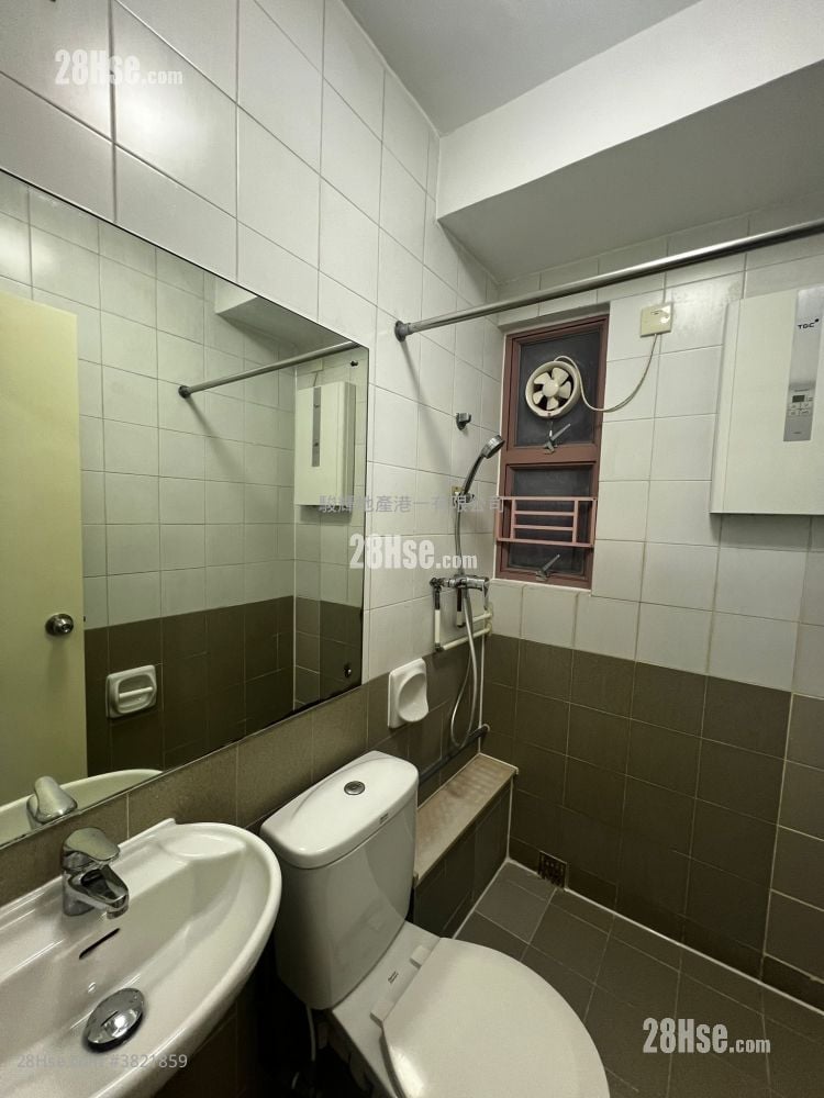 Orchid Court Rental 2 Bedrooms , 1 Bathroom 300 ft²