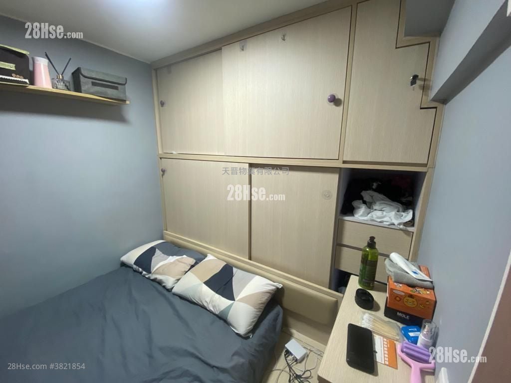 Rammon Mansion Sell 2 Bedrooms , 1 Bathroom 249 ft²