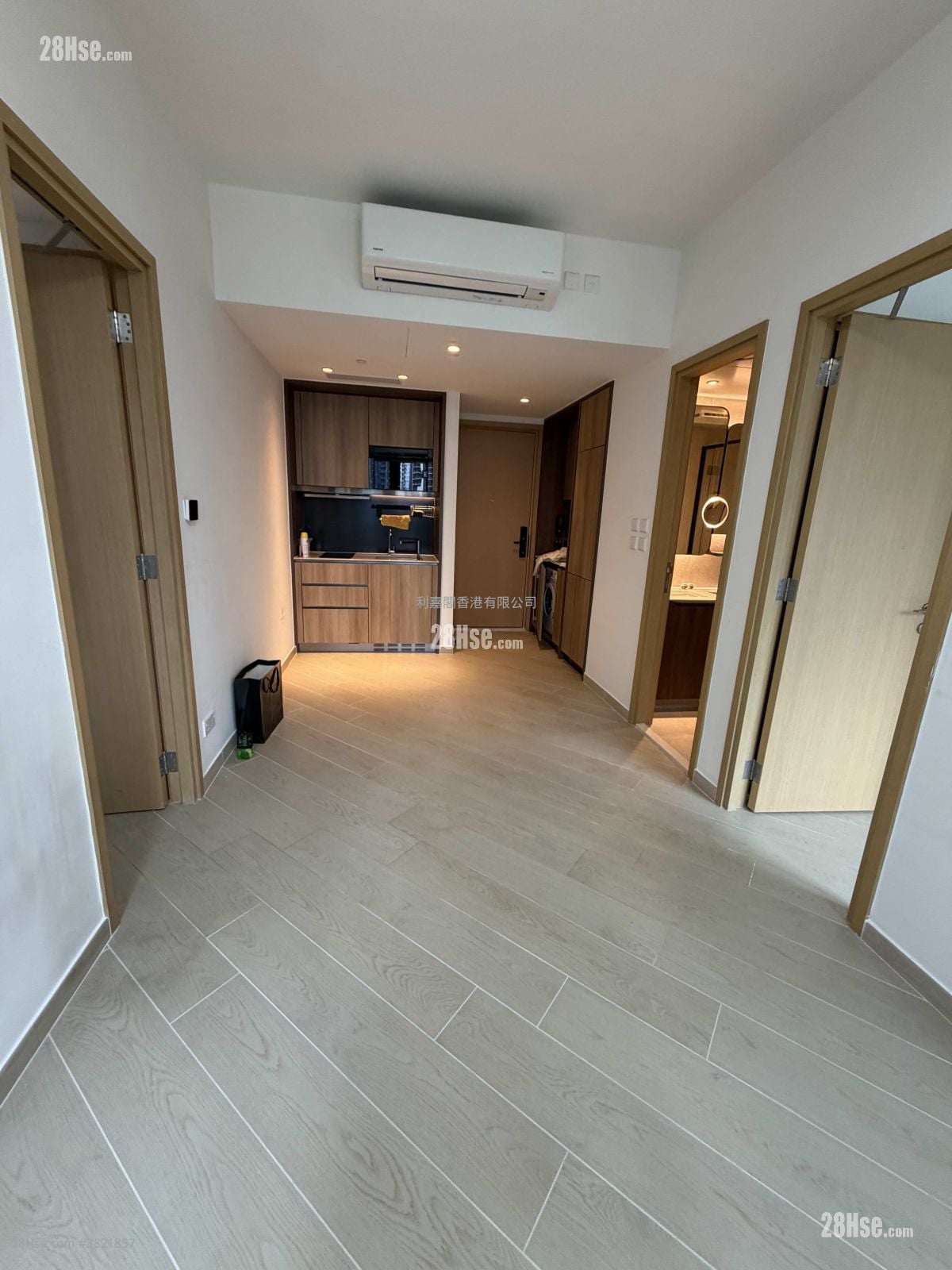 Lp10 Rental 2 Bedrooms , 2 Bathrooms 554 ft²