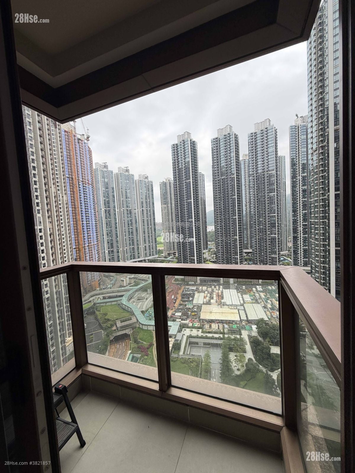 Lp10 Rental 2 Bedrooms , 2 Bathrooms 554 ft²