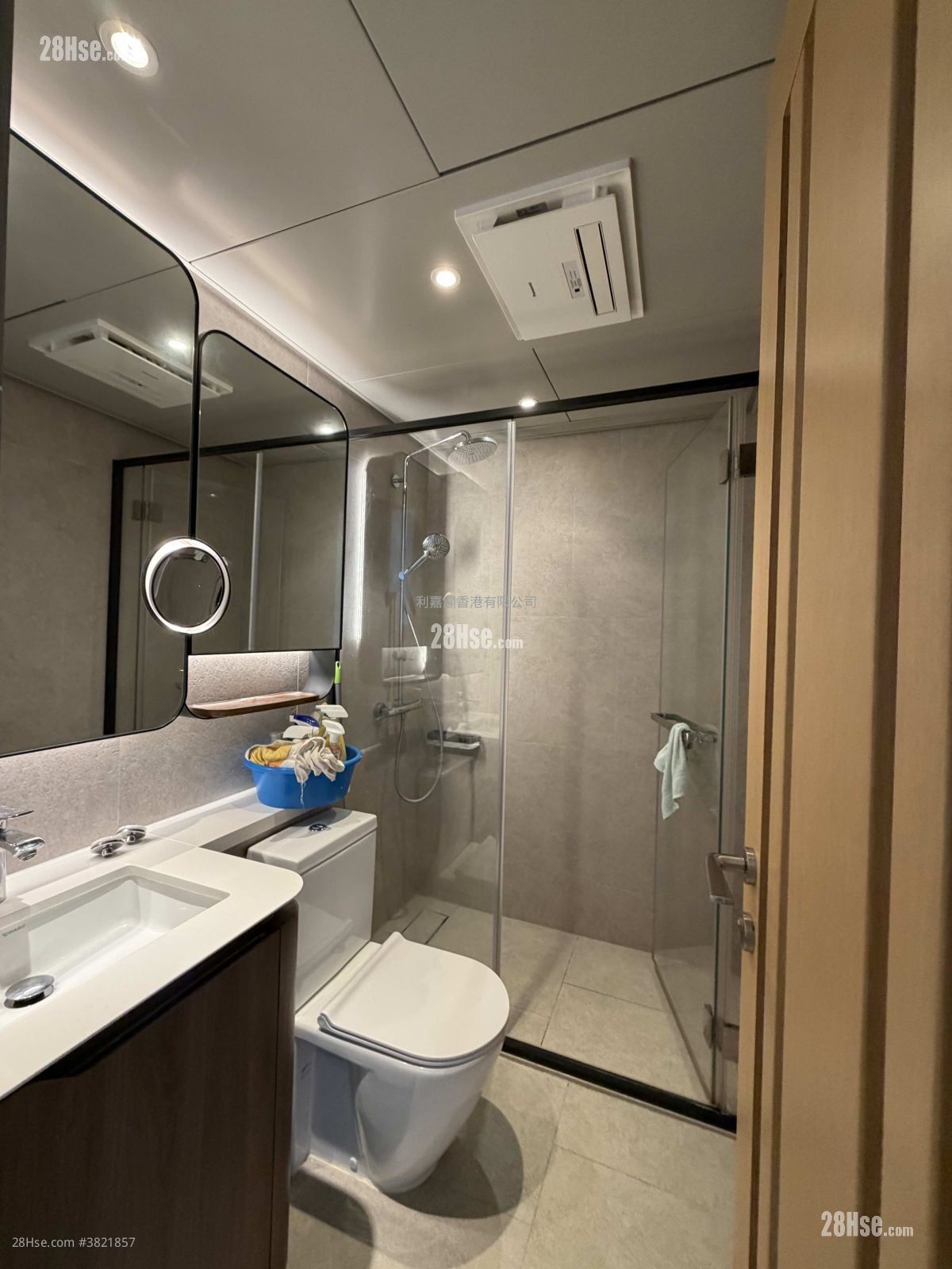 Lp10 Rental 2 Bedrooms , 2 Bathrooms 554 ft²