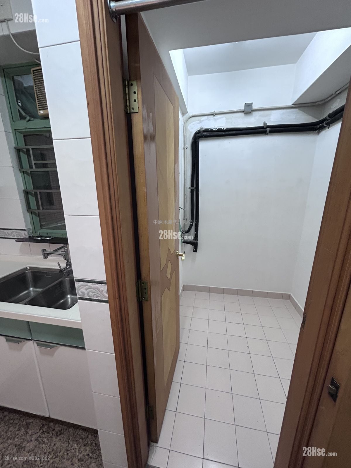 Botania Villa Sell 3 Bedrooms 819 ft²