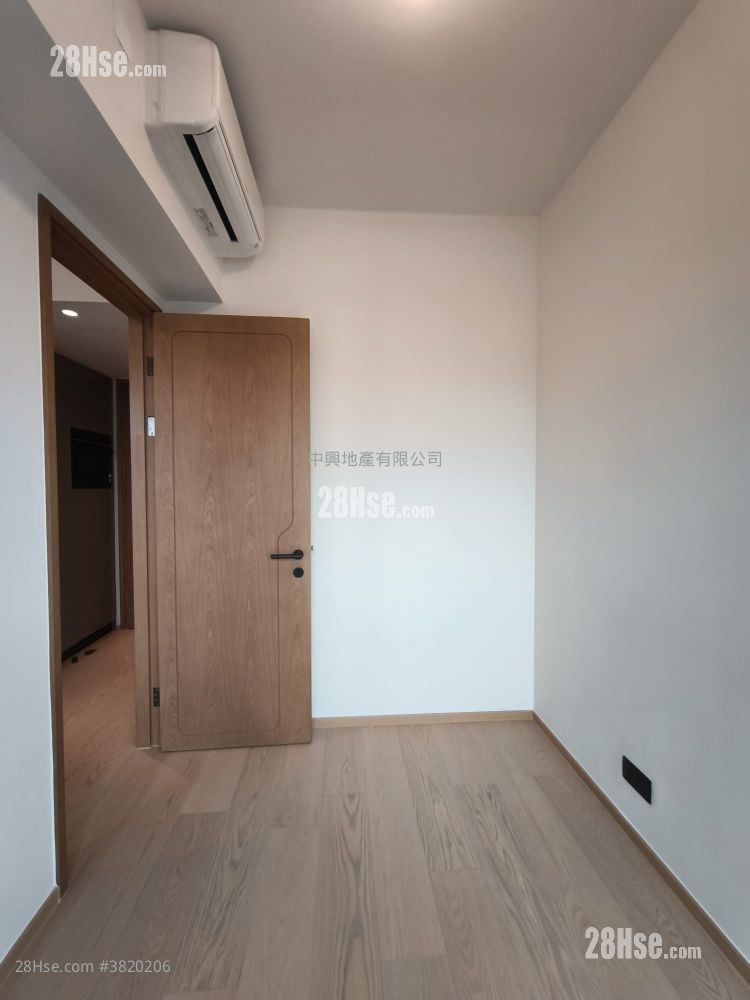 高临 租盘 1 房 , 1 浴室 272 平方尺