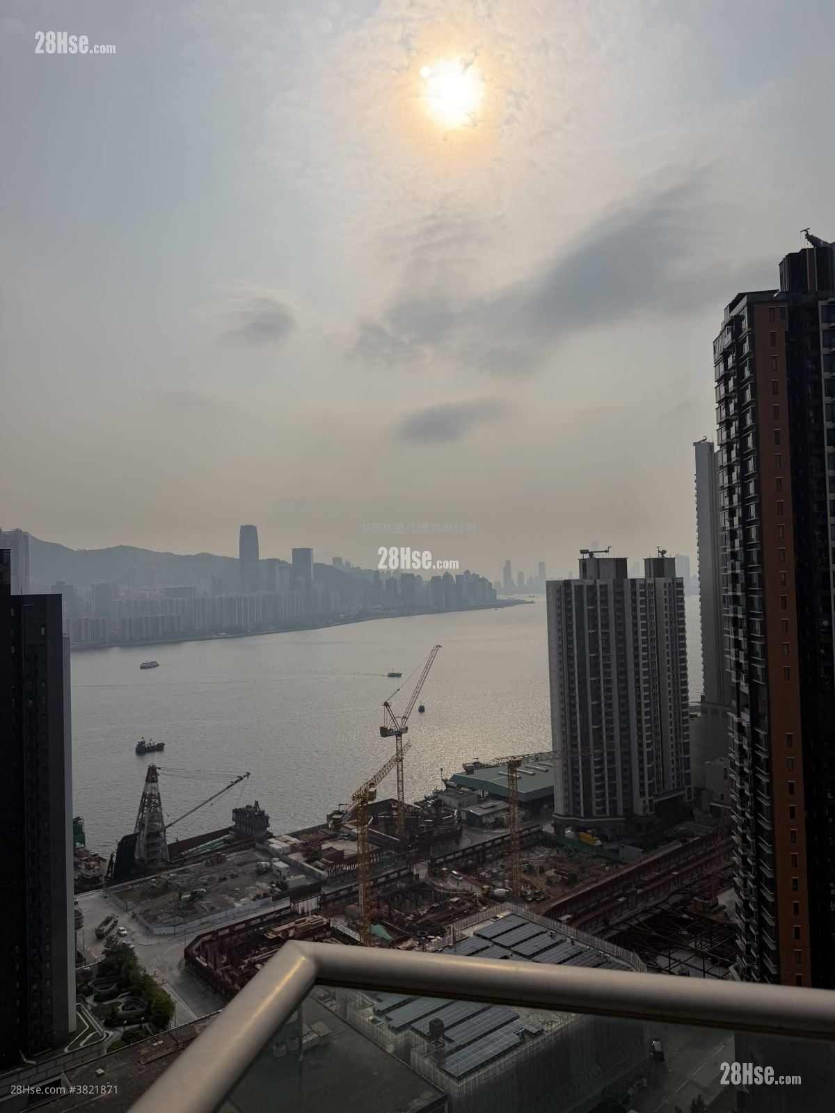 Ocean One Sell 2 Bedrooms , 2 Bathrooms 535 ft²