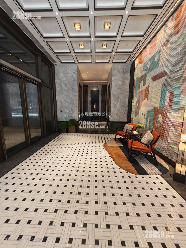 高临 租盘 1 房 , 1 浴室 272 平方尺