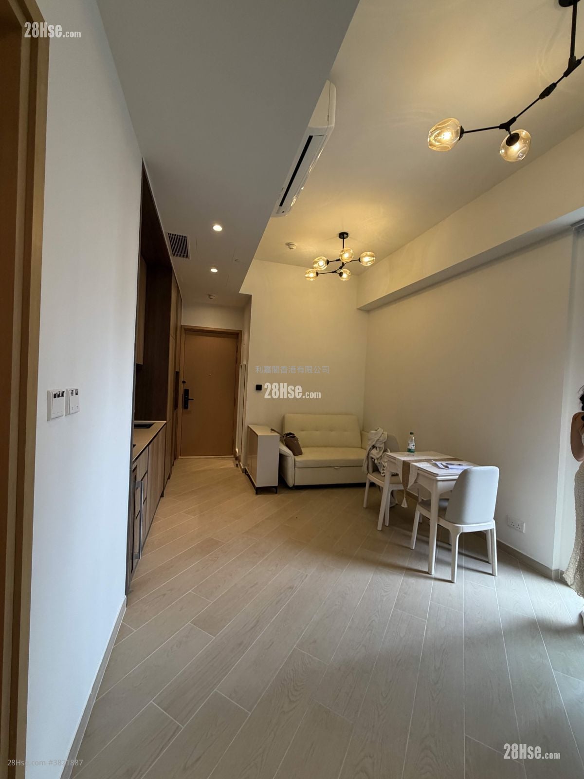 LP10 租盤 2 房 , 1 浴室 517 平方呎