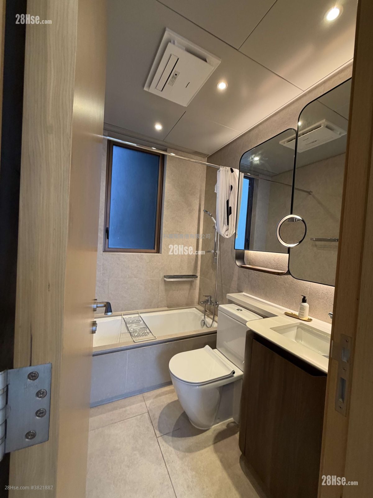 LP10 租盤 2 房 , 1 浴室 517 平方呎