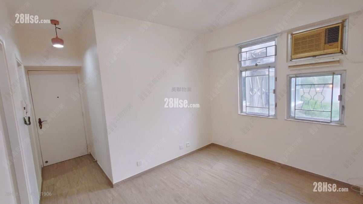 Tai Po Centre Sell 2 Bedrooms , 1 Bathroom 361 ft²