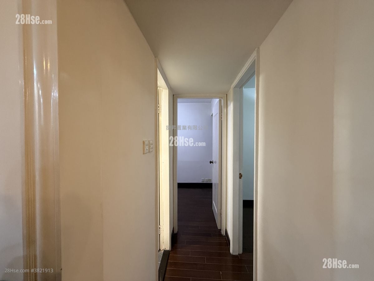 红磡湾中心 租盘 2 房 , 1 浴室 411 平方尺