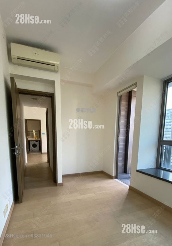 The Austin Sell 2 Bedrooms 529 ft²