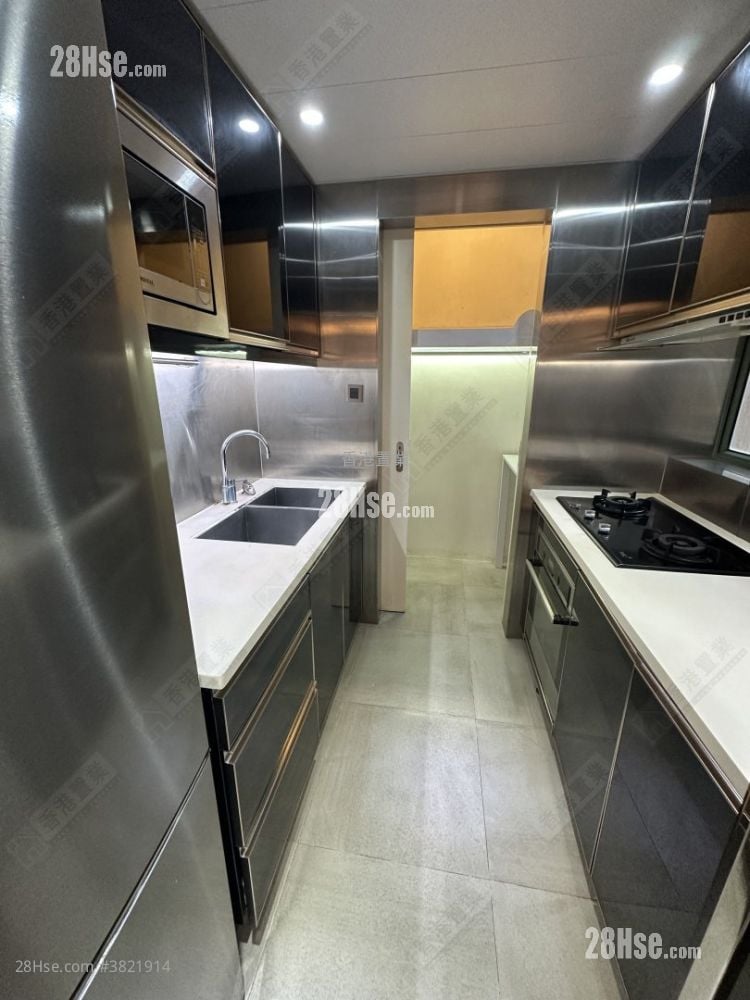 柏景灣 售盤 3 房 , 2 浴室 695 平方呎