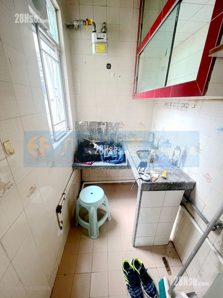 兴隆大厦 租盘 2 房 , 1 浴室 268 平方尺