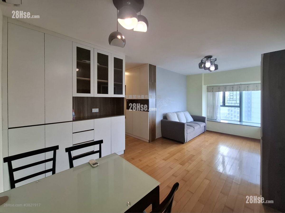 Seaview Crescent Sell 2 Bedrooms , 1 Bathroom 568 ft²