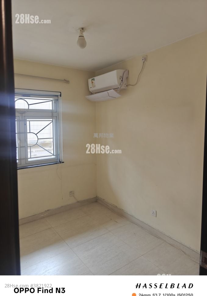 Selecta Garden Sell 3 Bedrooms , 1 Bathroom 680 ft²