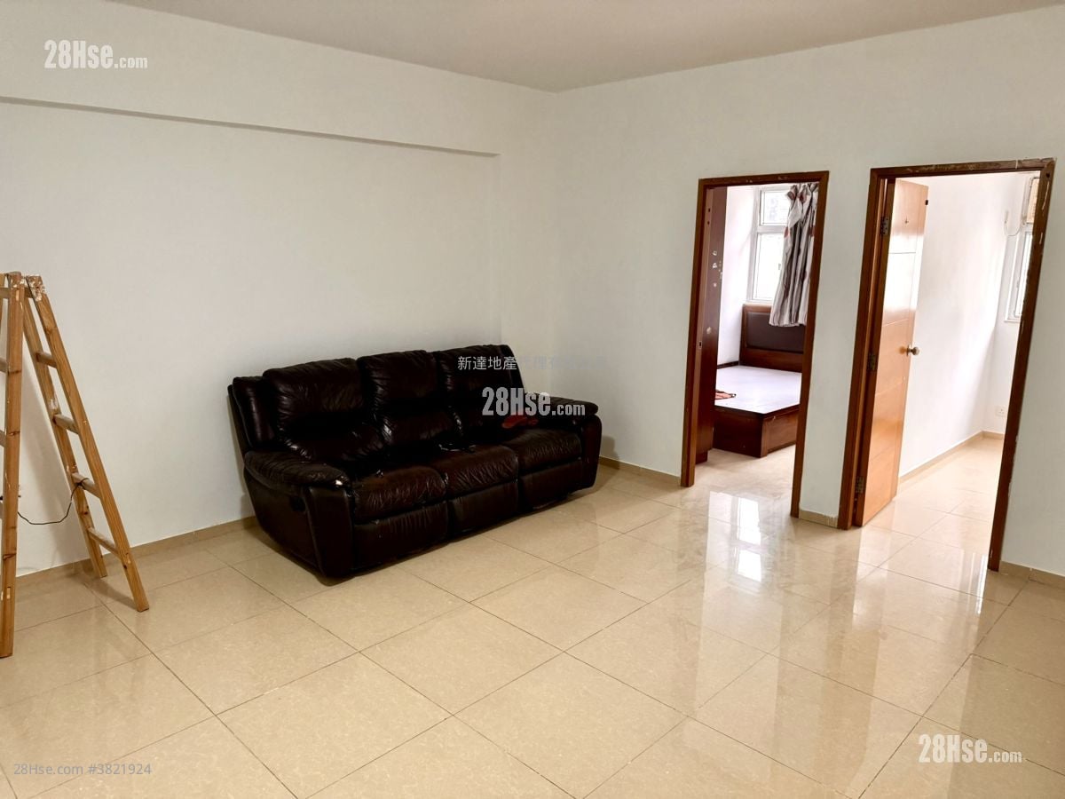 同福大楼 租盘 2 房 , 1 浴室 515 平方尺