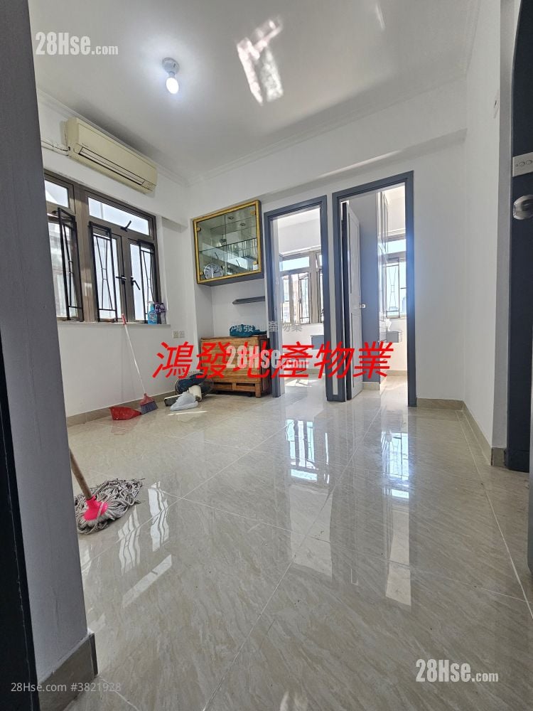 長康大廈 租盤 2 房 264 平方呎