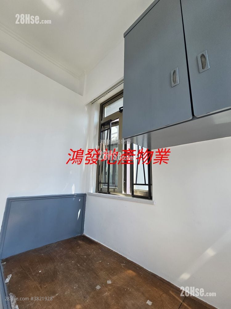 長康大廈 租盤 2 房 264 平方呎