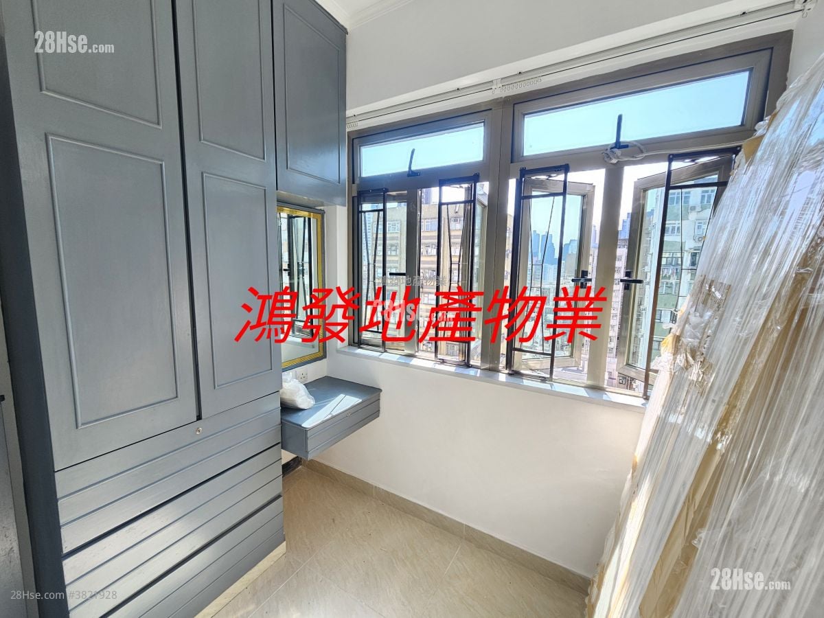長康大廈 租盤 2 房 264 平方呎