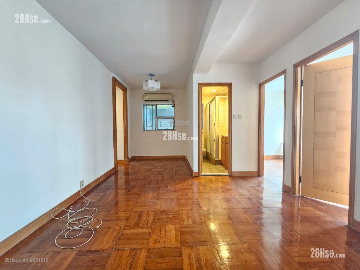 Southorn Garden Sell 2 Bedrooms , 1 Bathroom 517 ft²