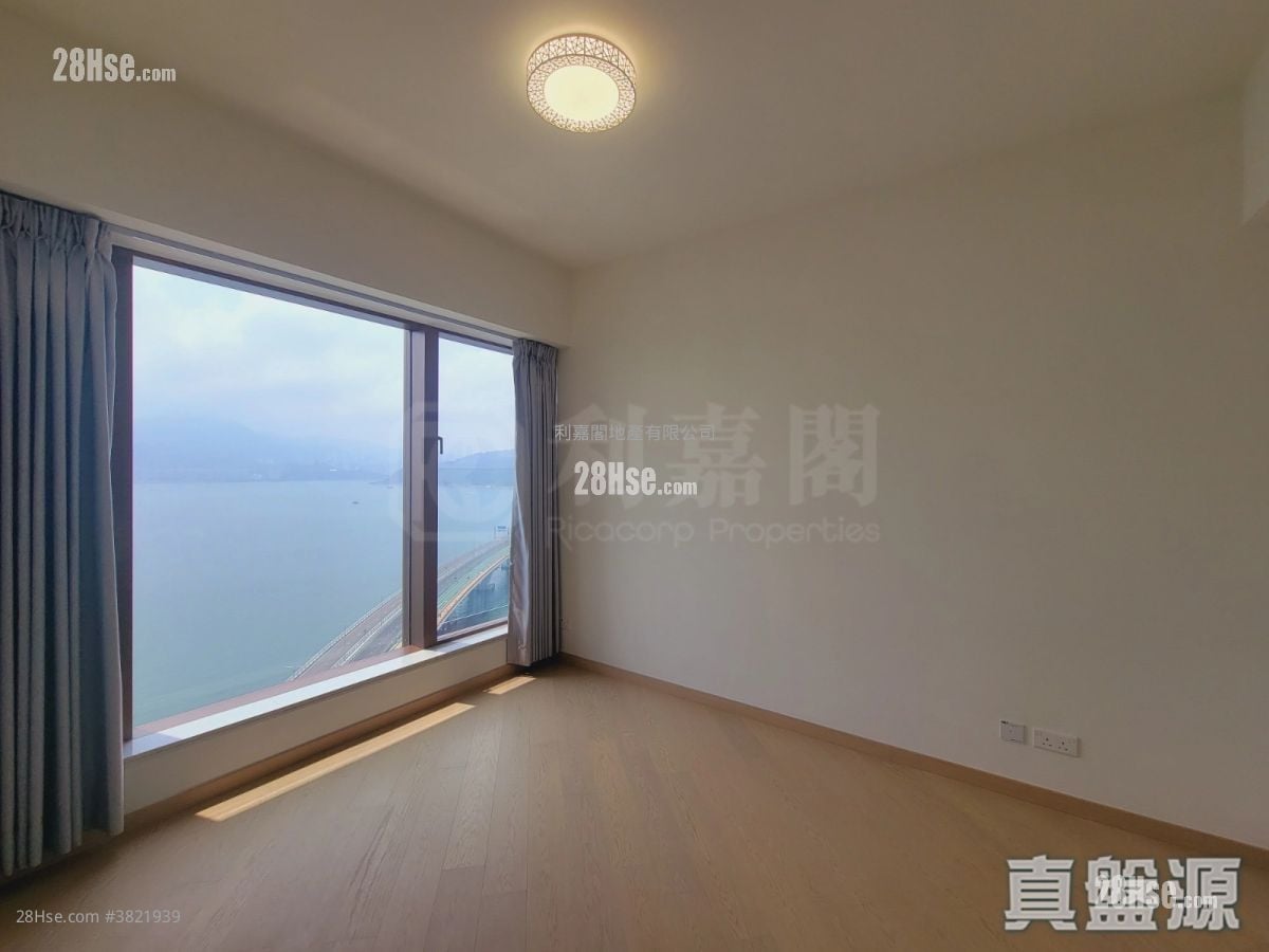 LP10 租盤 4 房 , 3 浴室 1,517 平方呎