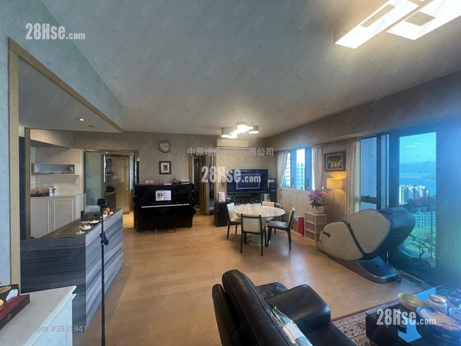 Double Cove Sell 4 Bedrooms , 3 Bathrooms 1,389 ft²