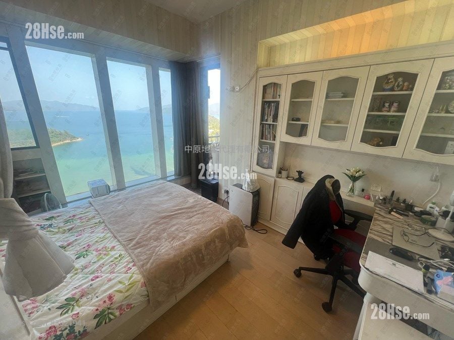 Double Cove Sell 4 Bedrooms , 3 Bathrooms 1,389 ft²