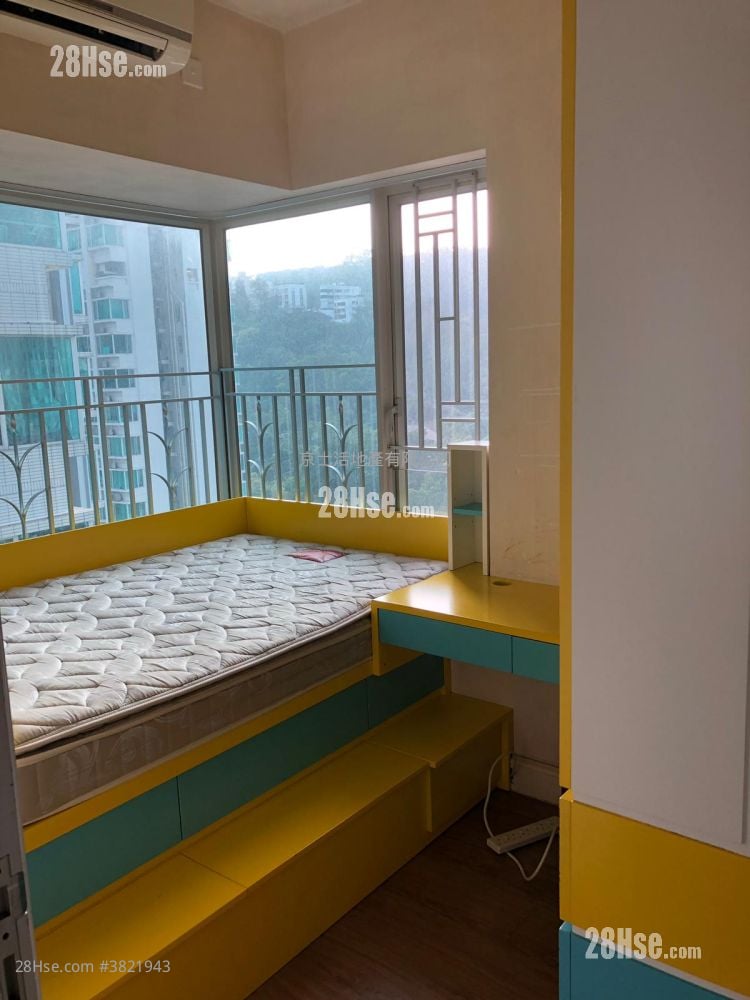 Festival City Sell 3 Bedrooms , 1 Bathroom 843 ft²