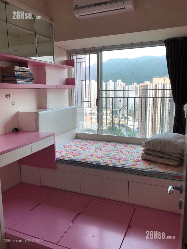 Festival City Sell 3 Bedrooms , 1 Bathroom 843 ft²