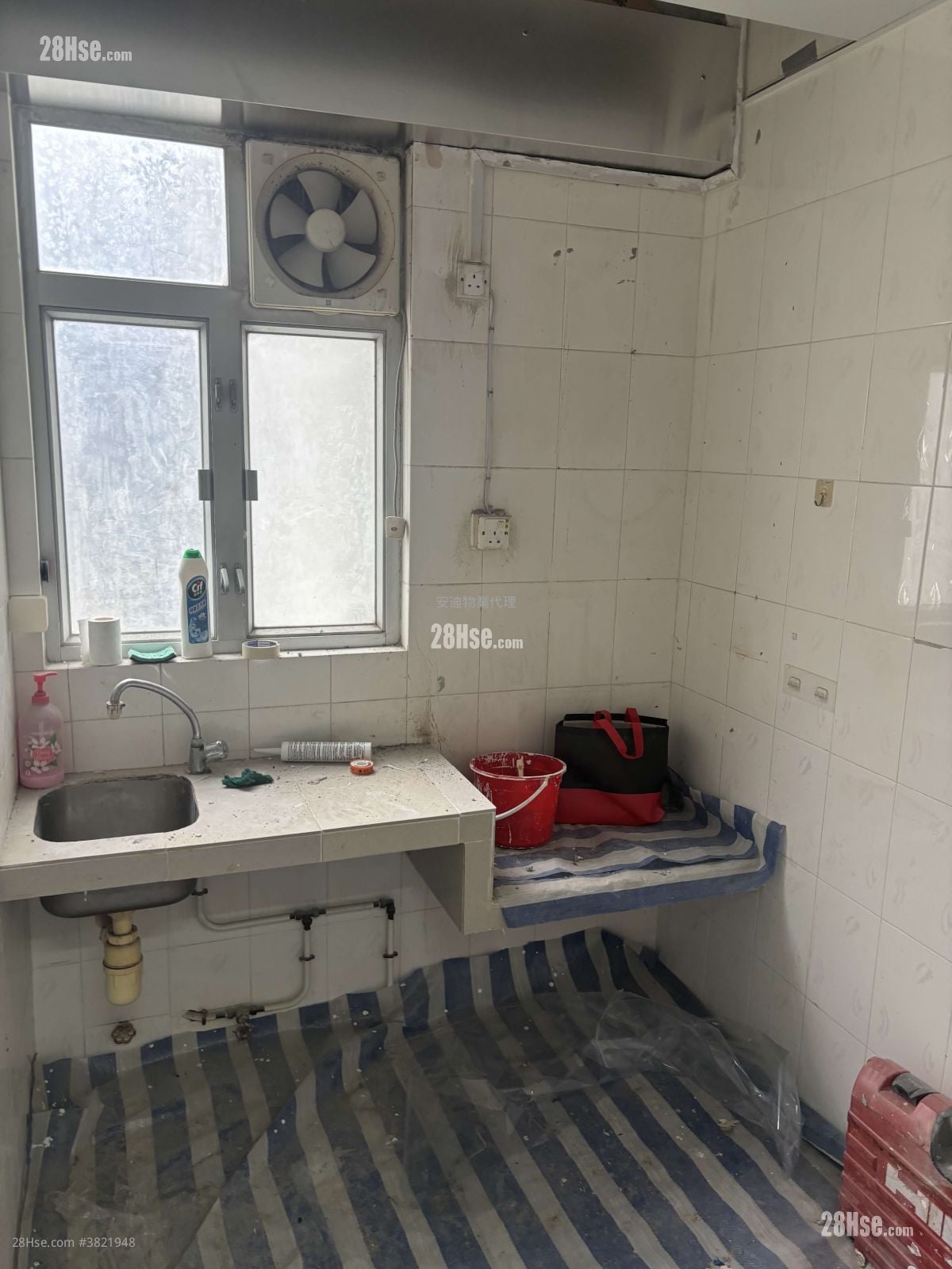 乐富大厦 租盘 1 房 , 1 浴室 300 平方尺