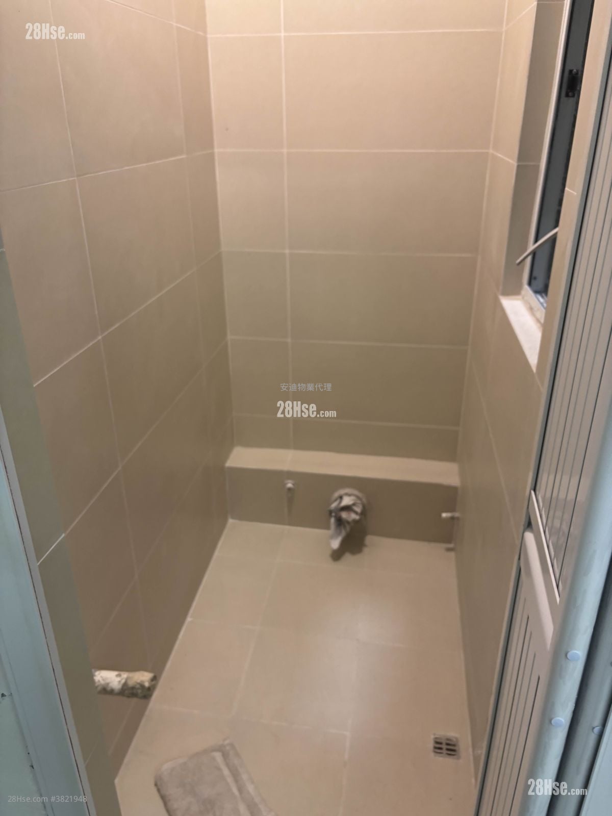 乐富大厦 租盘 1 房 , 1 浴室 300 平方尺