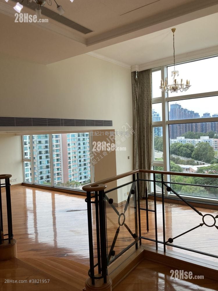 Symphony Bay Sell 4 Bedrooms , 2 Bathrooms 2,136 ft²