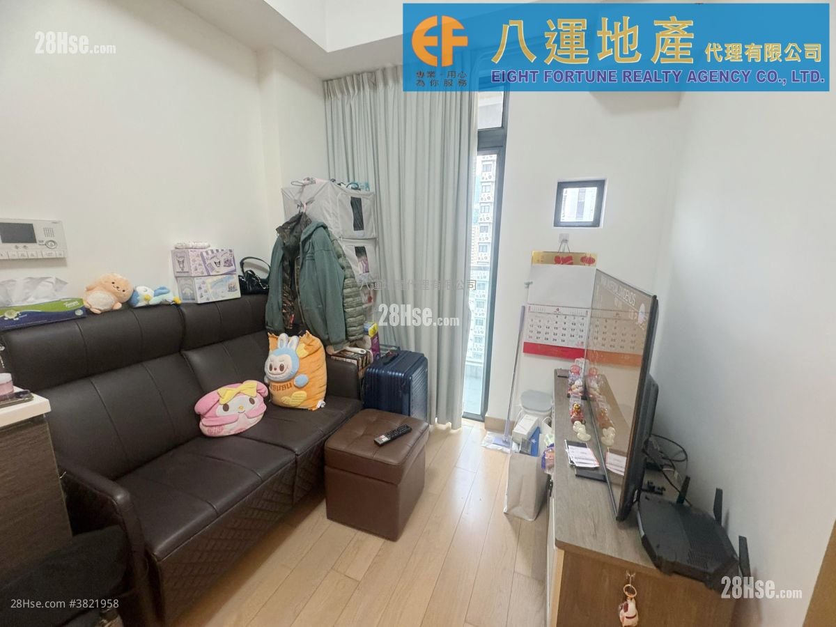 Giovane Rental 1 Bedroom , 1 Bathroom 226 ft²