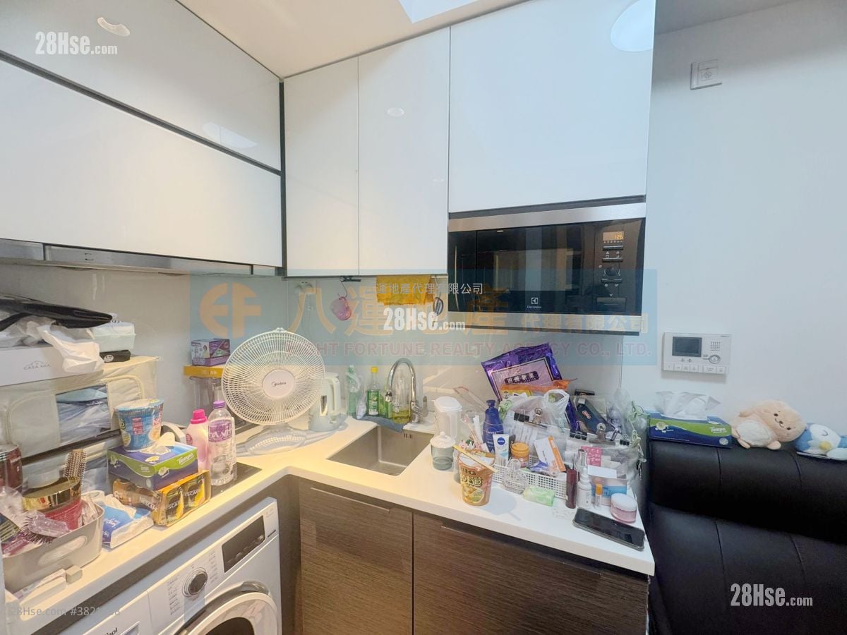 Giovane Rental 1 Bedroom , 1 Bathroom 226 ft²